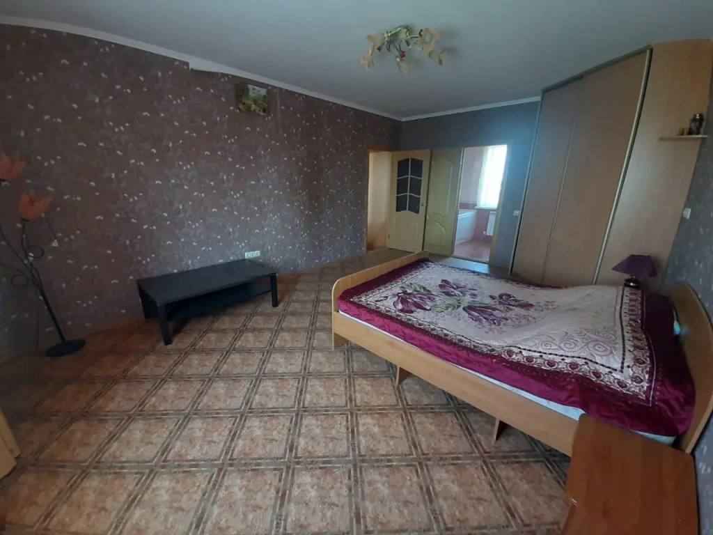 Guest House on Pobedy 7A
