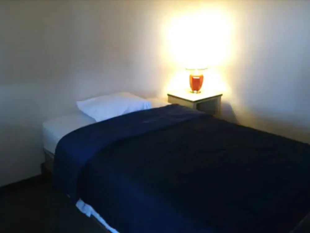 Airport Lodge