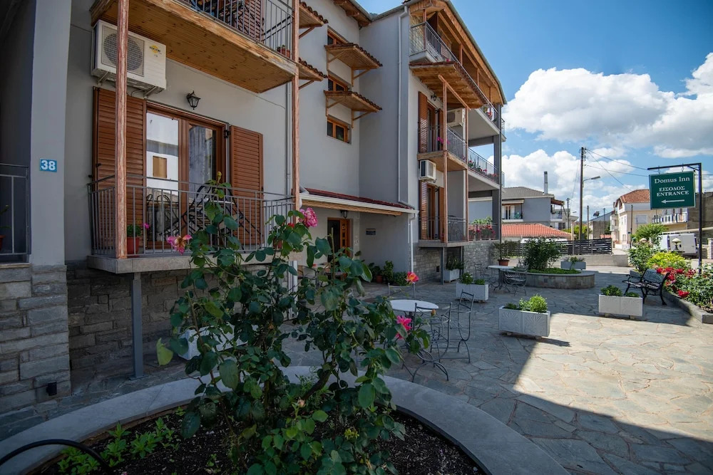 Domus Inn