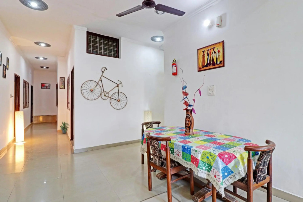 OYO Flagship 80502 Hotel 7 Days Homestay