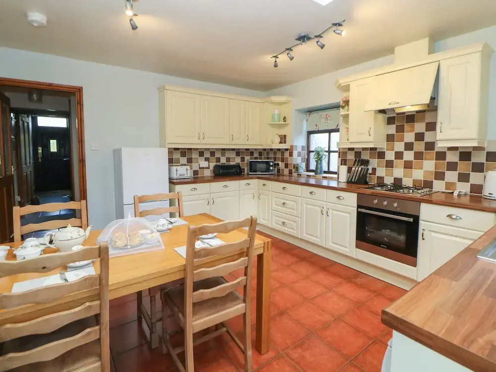 Shenton Cottage