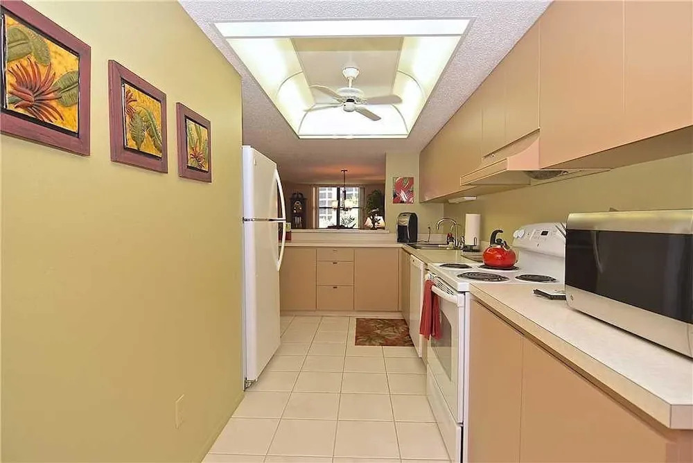 Gulf and Bay Club 102B - Two Bedroom Condo