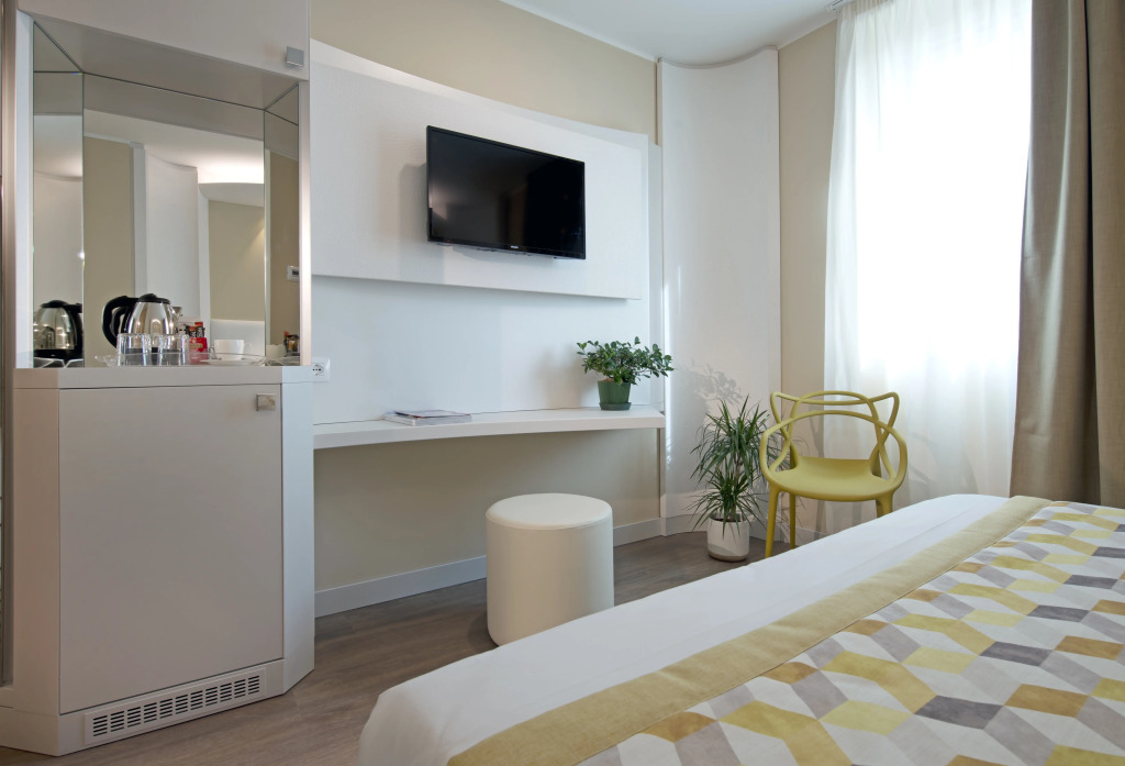 Ark Hotel