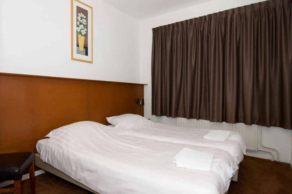Hotel Café Restaurant Abina
