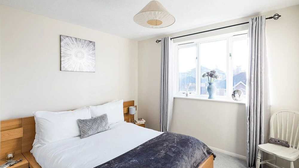 Warm and Peaceful 1BR by the water in Mudchute