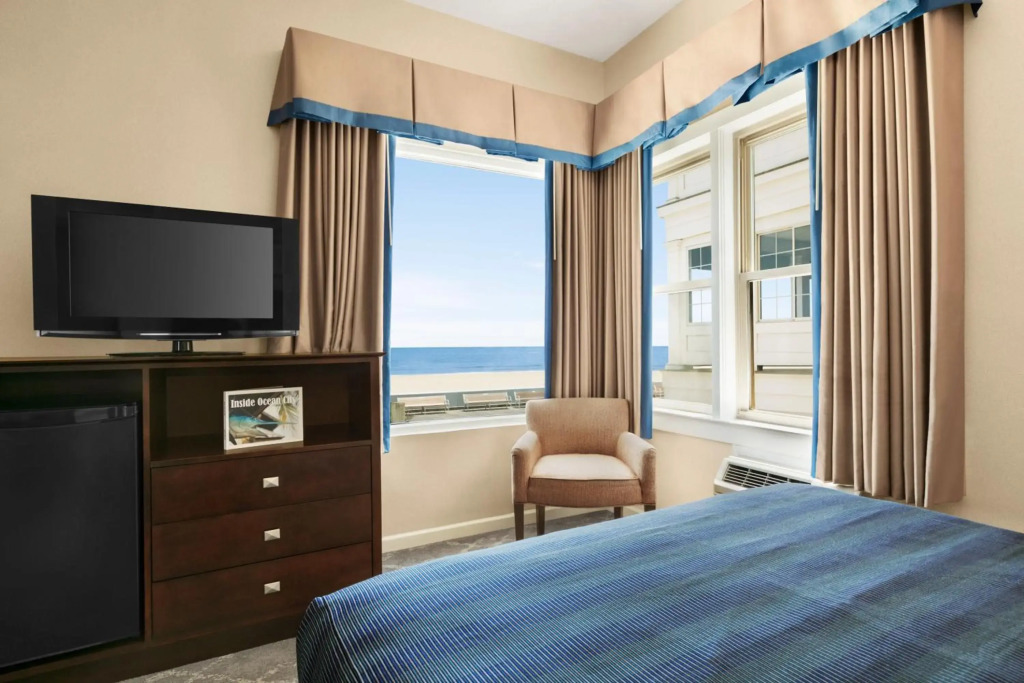 Harrison Hall Hotel
