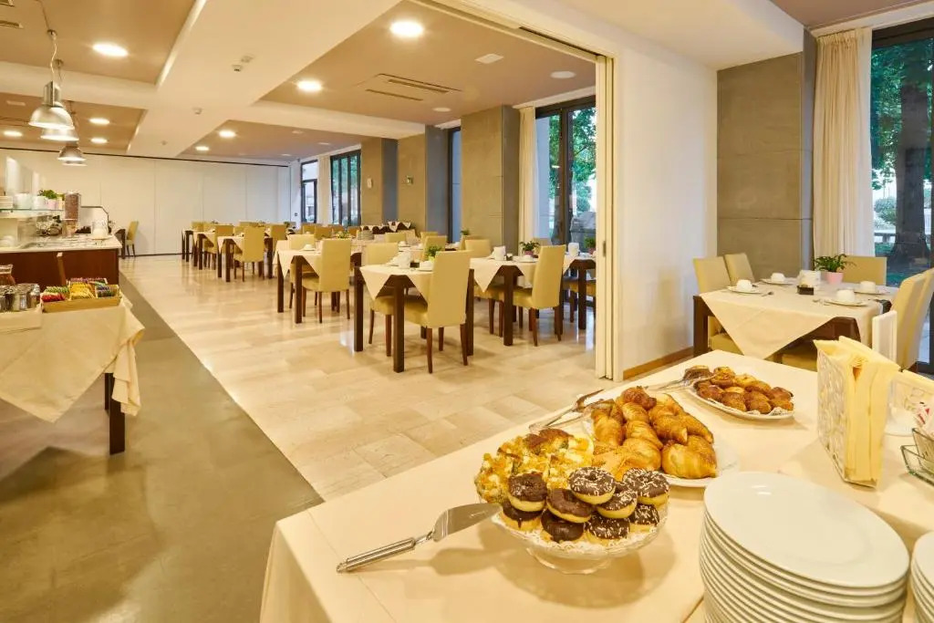 Hotel Fonzari