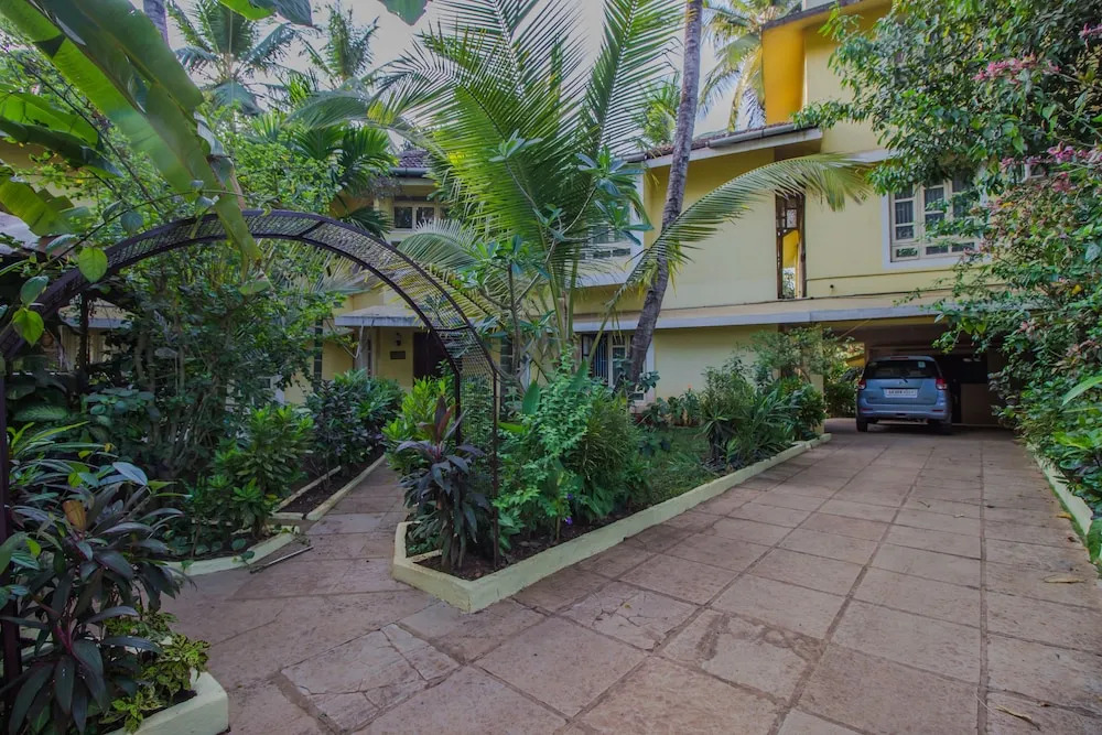 OYO 12535 Home Classic 2BHK Clova