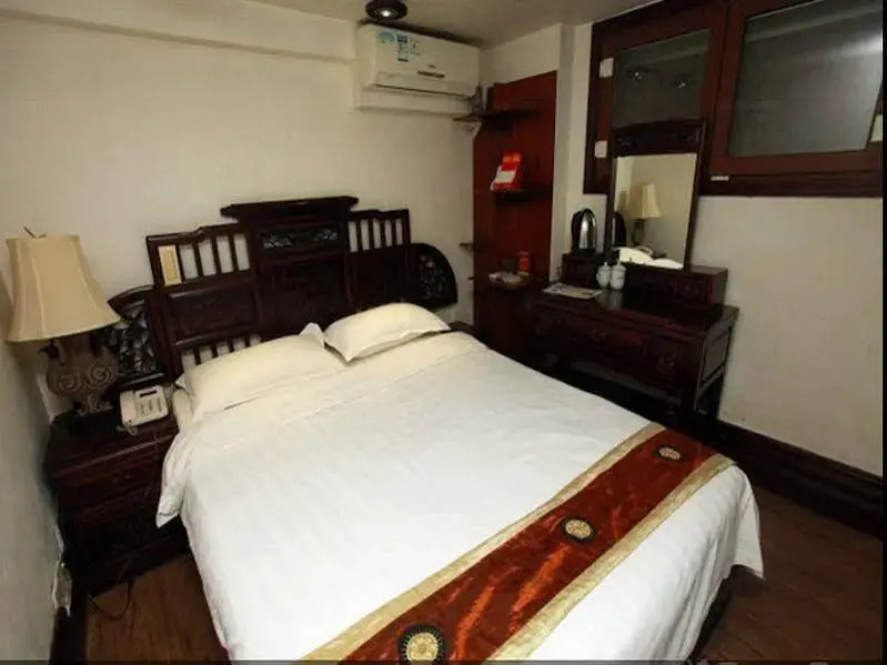 Chengdu Ancient Inn