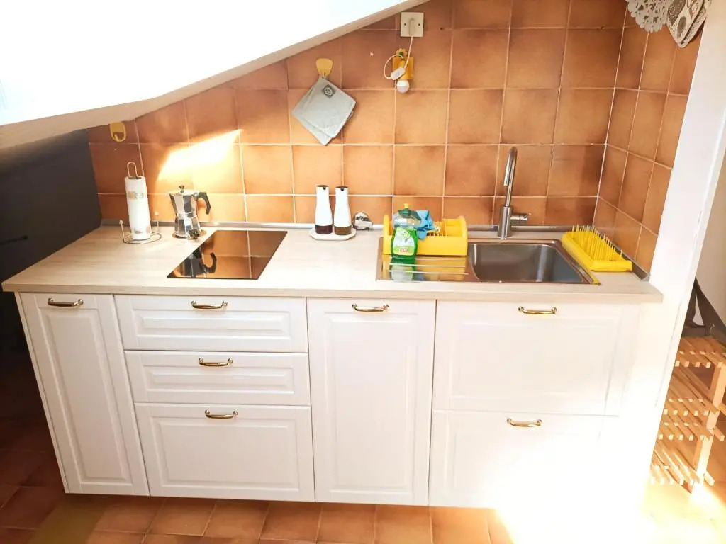 Mansard apart Alba - Sea 5 Terre-trekking-excursions-relax