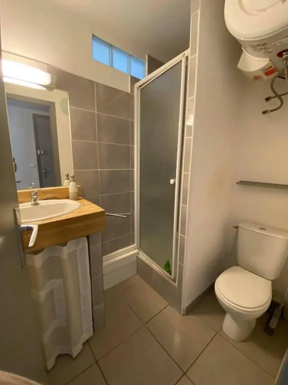 4VSE-VER4 - Très bel appartement idéalement situé avec parking privé