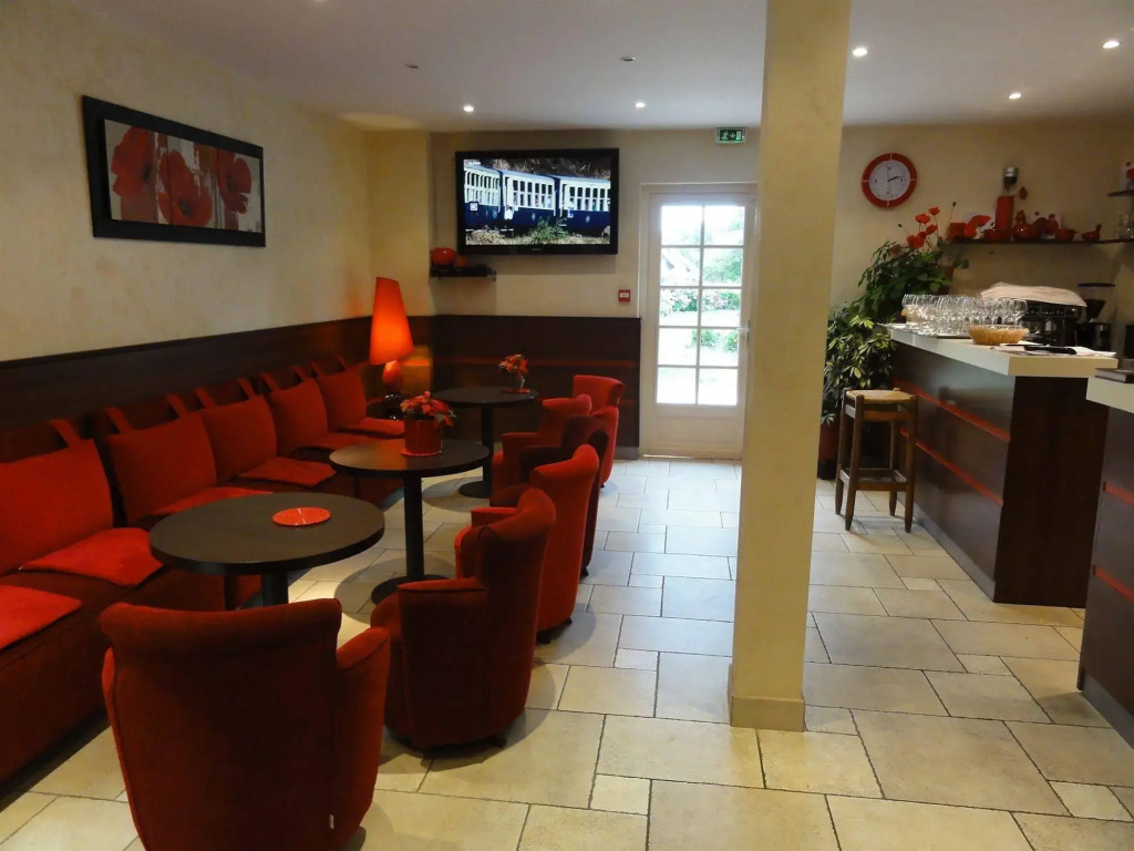 Hôtel Restaurant Les Coquelicots, The Originals Relais