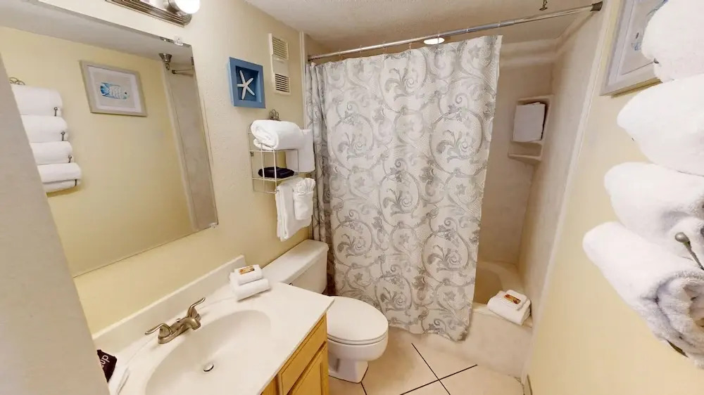 Islander Beach Resort 303 Condo by RedAwning