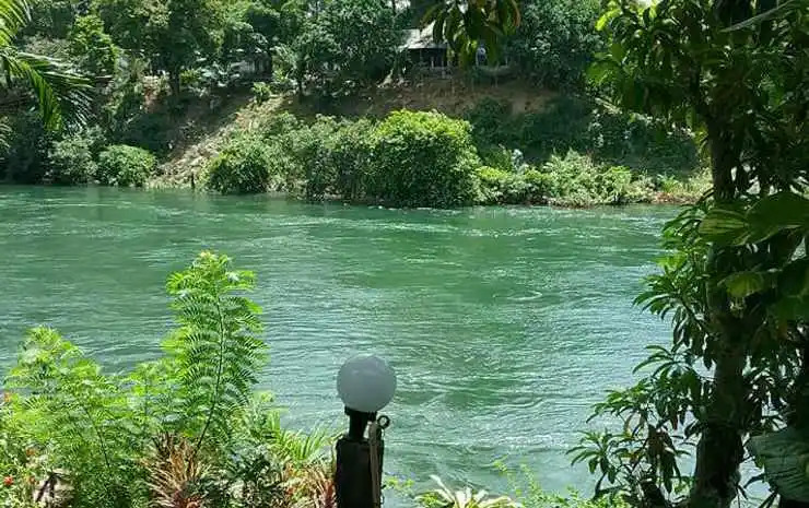 Baan Pak Rimkuen Resort