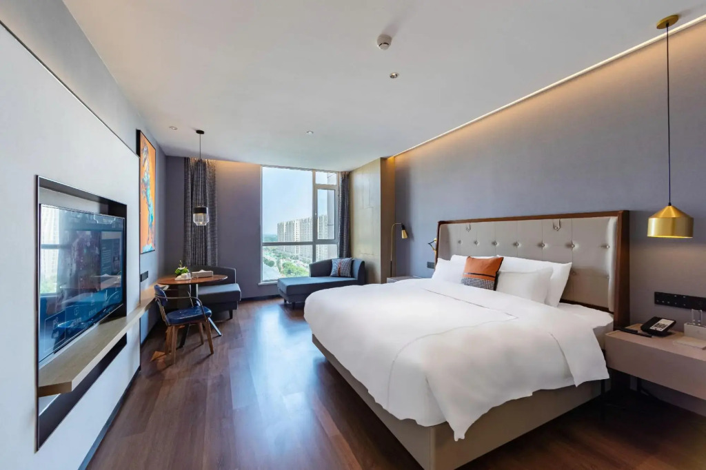 INZONE GARLAND SELECTION Hotel (Qihe County Wanda Plaza Quancheng Oulebao)