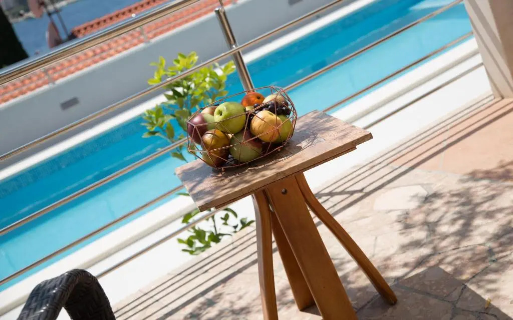 Charming modern house with the new swimming pool - apartment Maya 2