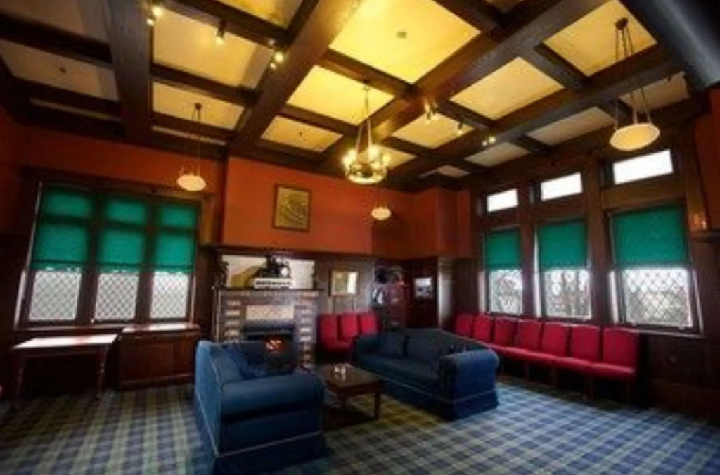 Carrington Hotel