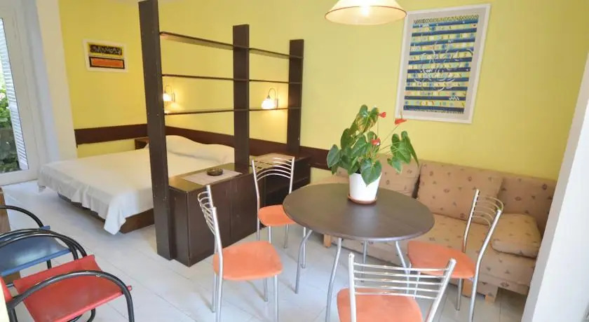 Apartmani Delfar