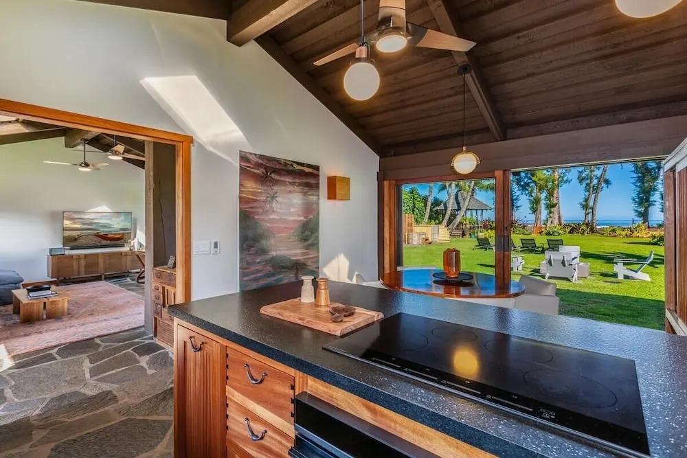 Hale Maluhia Hanalei 1 Bedroom Home by RedAwning