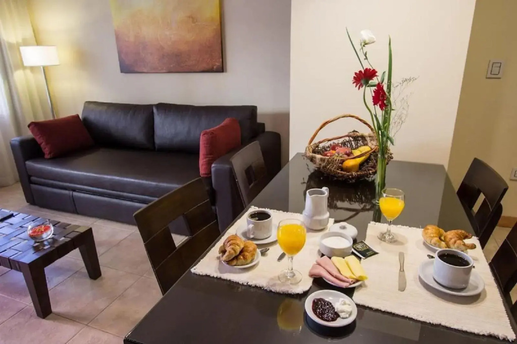 Los Robles Apart & Spa