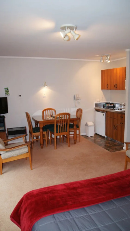 Awatea Park Motel