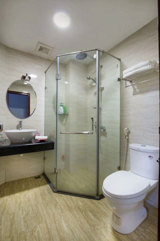 Super OYO Capital O 1173 Le Grand Hanoi Hotel - The Ruby