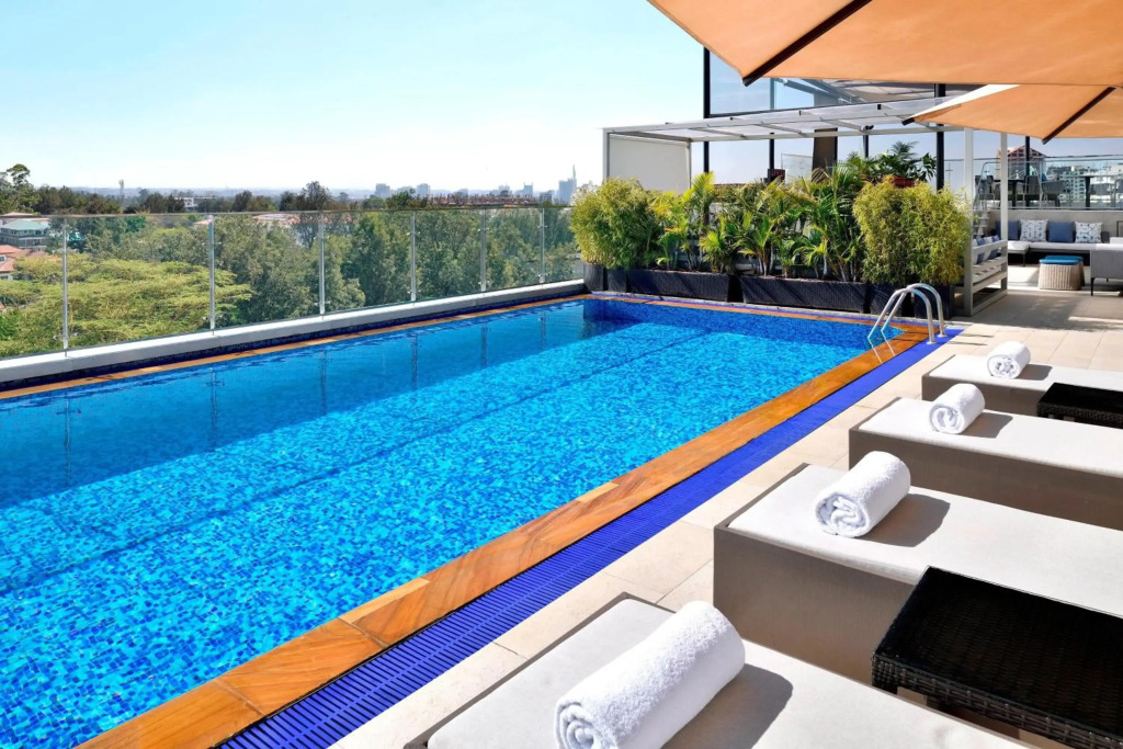 Отель Four Points By Sheraton Nairobi Hurlingham