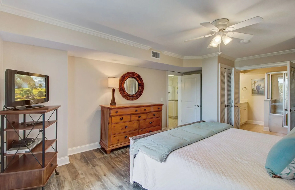 216 C Shipwatch by Avantstay Shared Pool + Ocean Views + Walk to the Beach