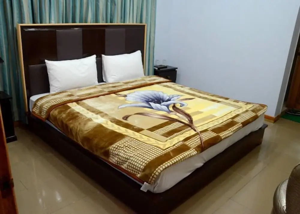 Hotel DeManchi