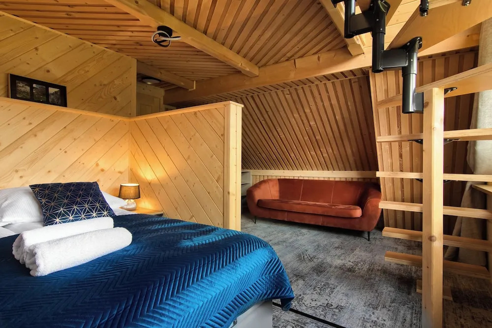 Willa Królewska - Wellness SPA - widokowe Pokoje i Apartamenty