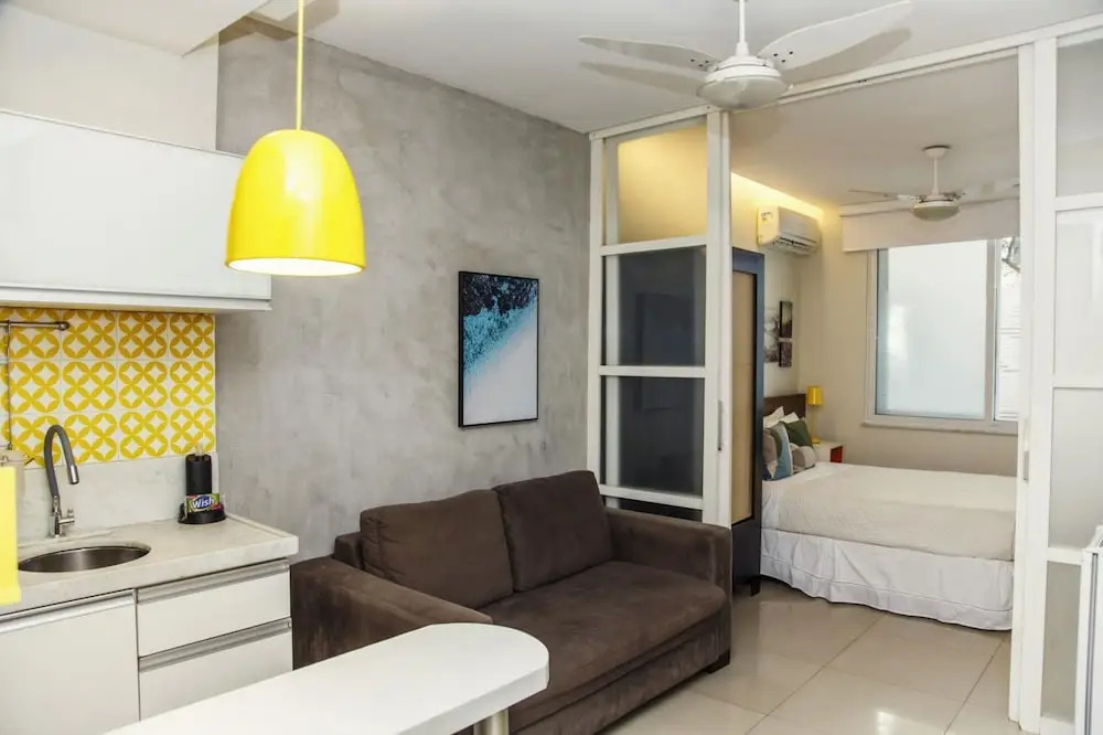Lovely in Copacabana Near the Beach Mvc205