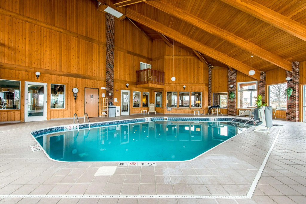Comfort Inn Weirton - Steubenville