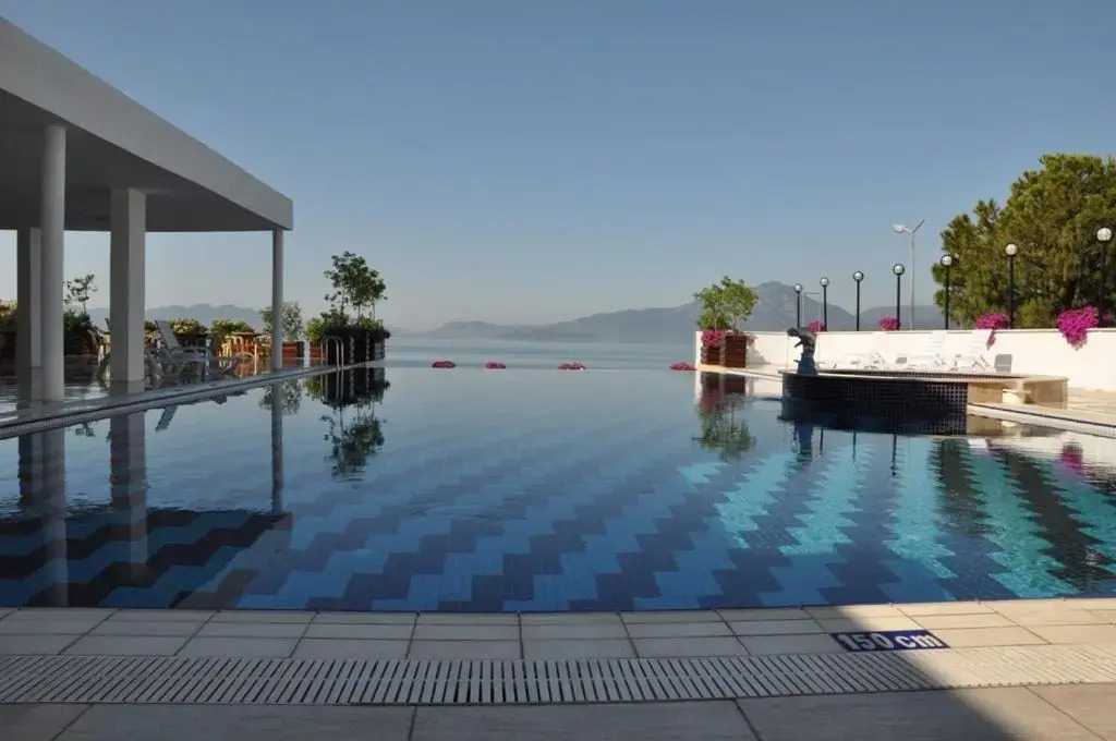 Kaunos Hotel