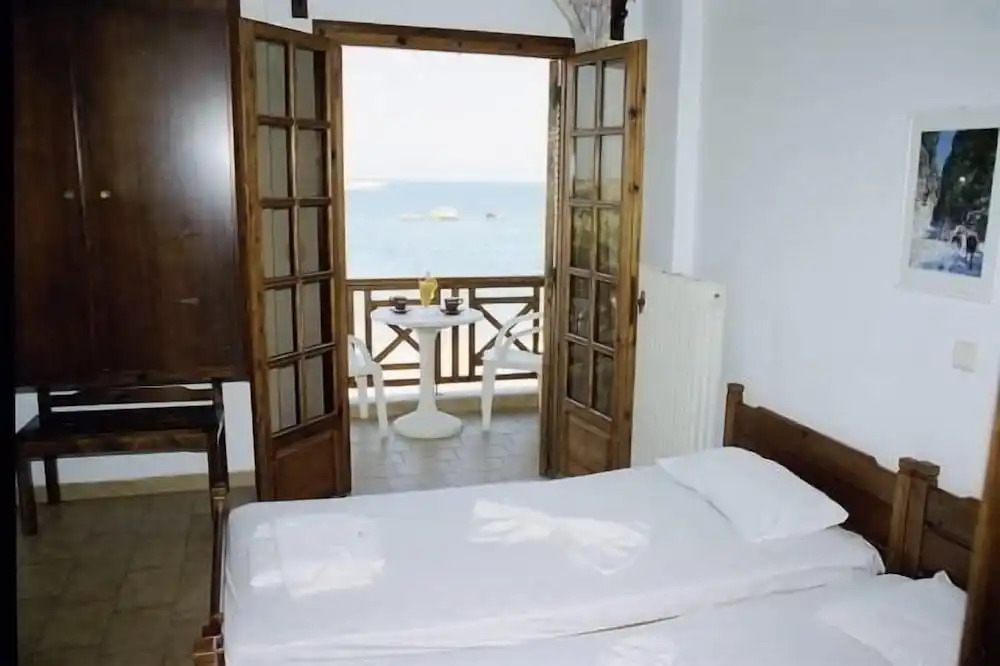 Nea Elena Luxurious Apartments