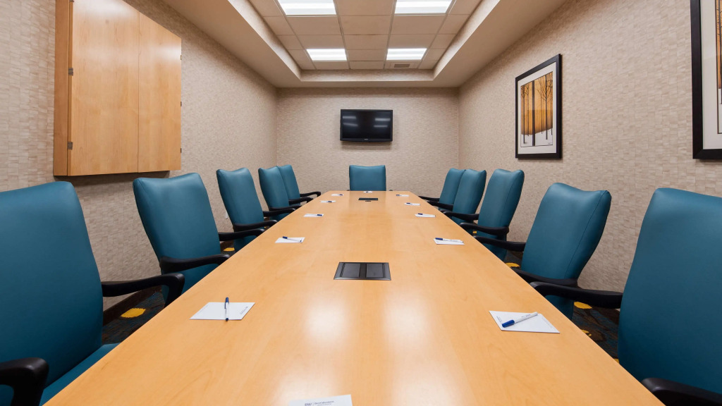 Best Western Plus Dayton Hotel & Suites