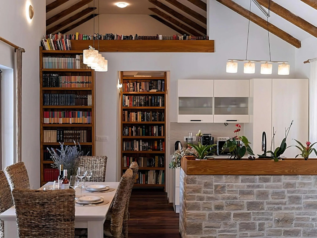 Wonderful Holiday Home in Pridraga with Wellness