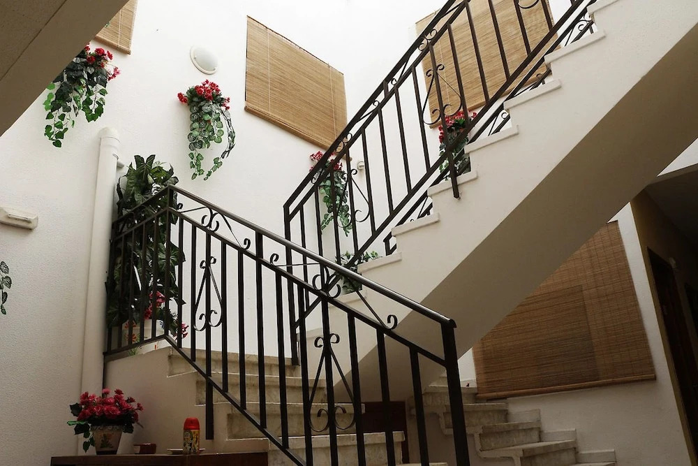 Hostal Restaurante Labrat