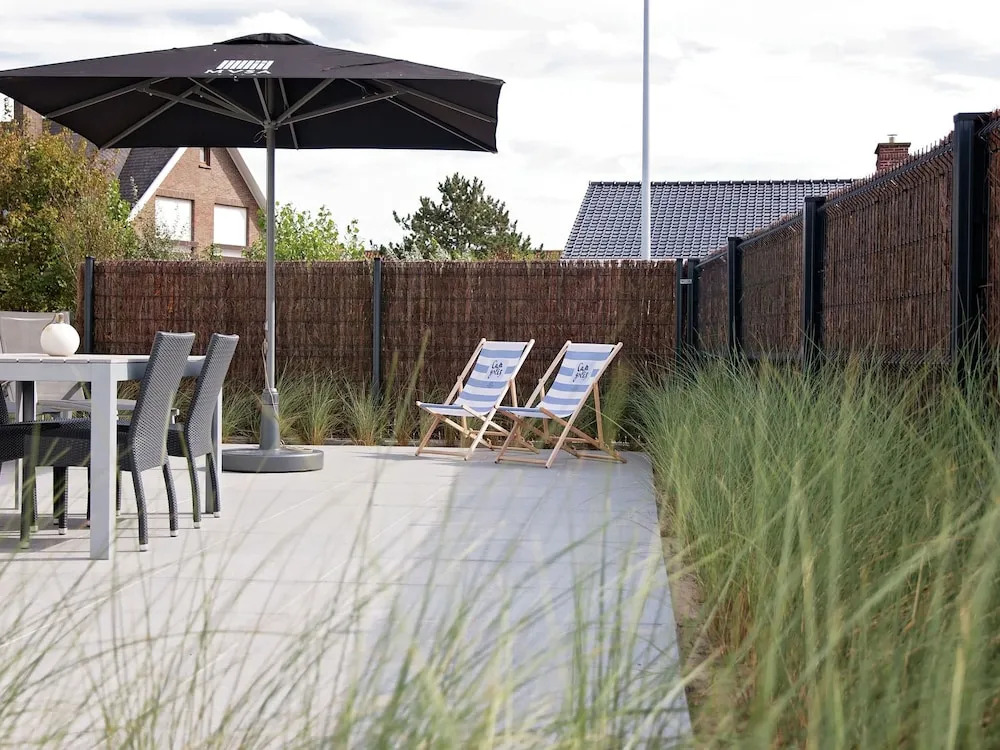 Enticing Holiday Home in Middelkerke near Sea