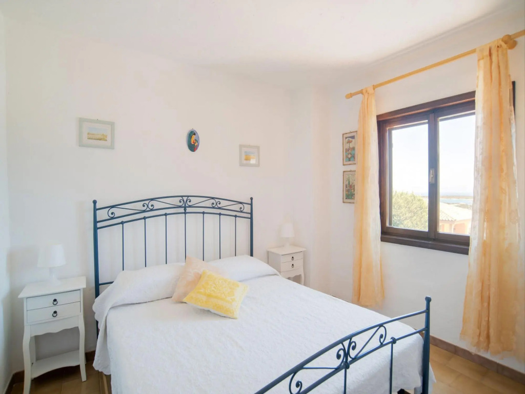 Lovely Holiday Home in Marinella With Terrace