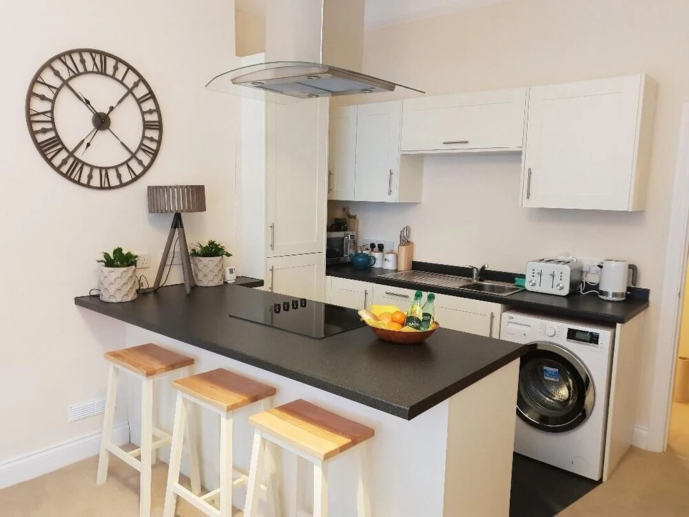 Stracey Road Apartment