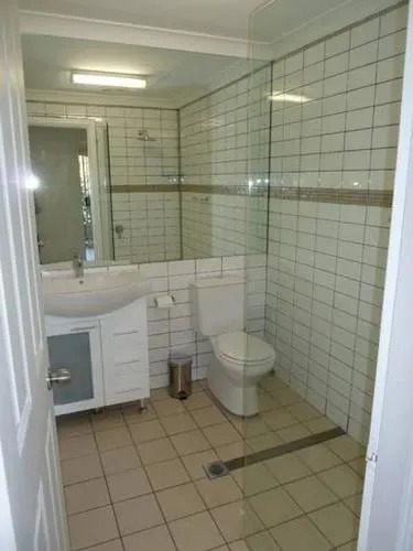 Emerald Apartment