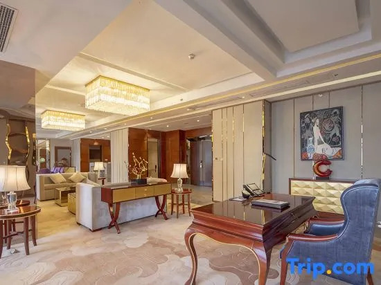 Royal Hotel (Chongqing Liangjiang)