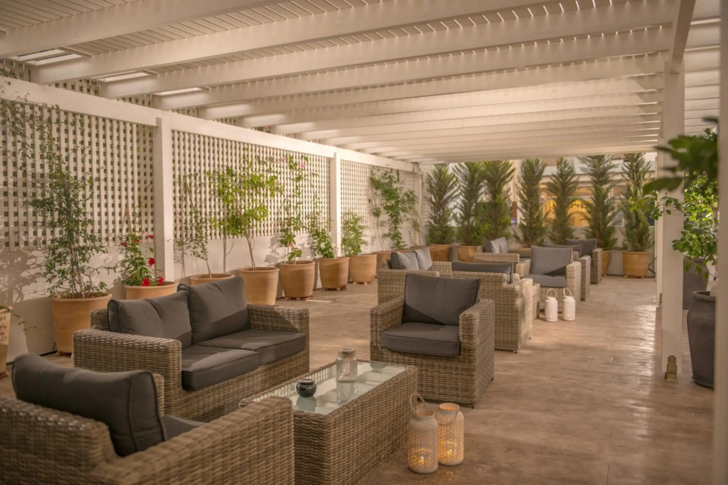 Irini Hotel