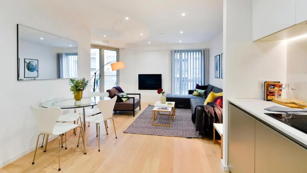Clapham South 1