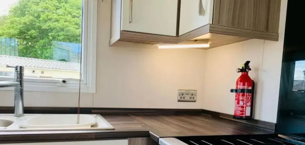 Luxury Caravan Only 10 Mins From the Beach