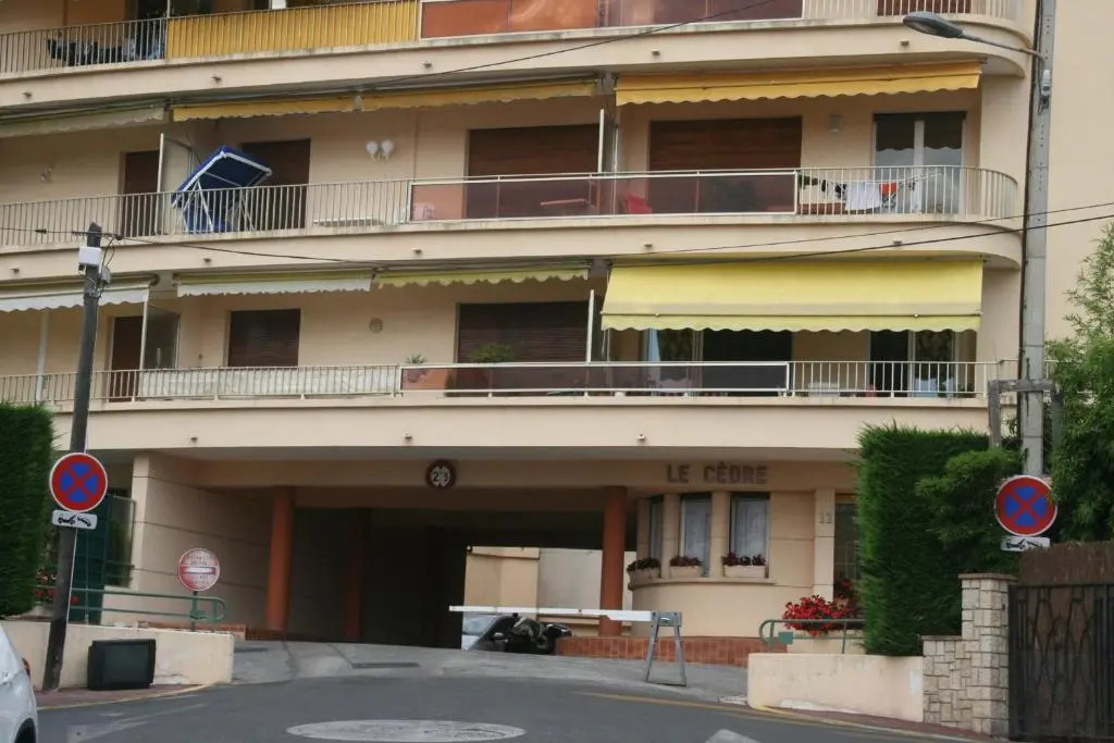 Cannes beaches 3 mn Super quiet 1 BR - 6 PAX with balcony by Olam Properties