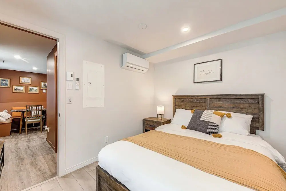 Quebec City 2 Bedroom Treasure