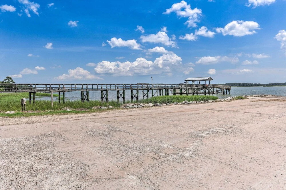 1 Mi to Old Town Bluffton: Home w/ Screened Porch