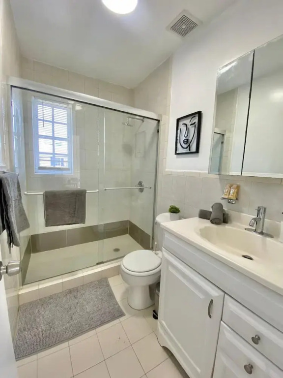 Wonderful 2 Bedroom House Coral Way