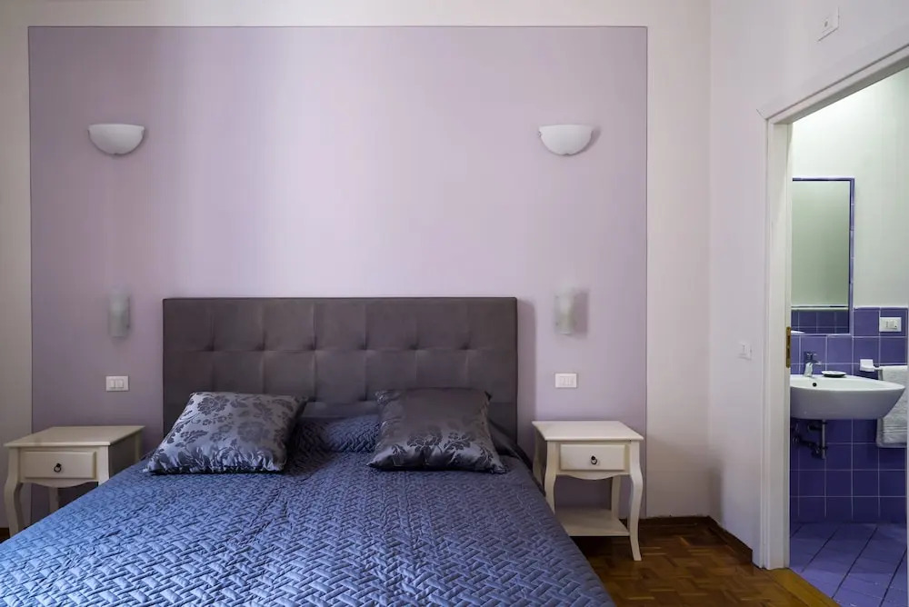 Live Florence Guest House